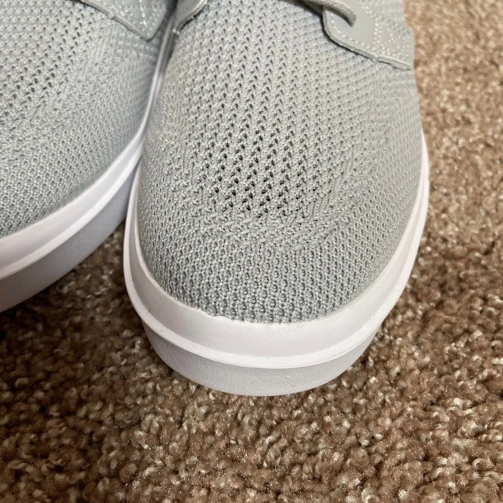 BYLT Lido Knit Sneakers Mens Size 10 Gray Low Top Lace-Up Casual Walking Shoes